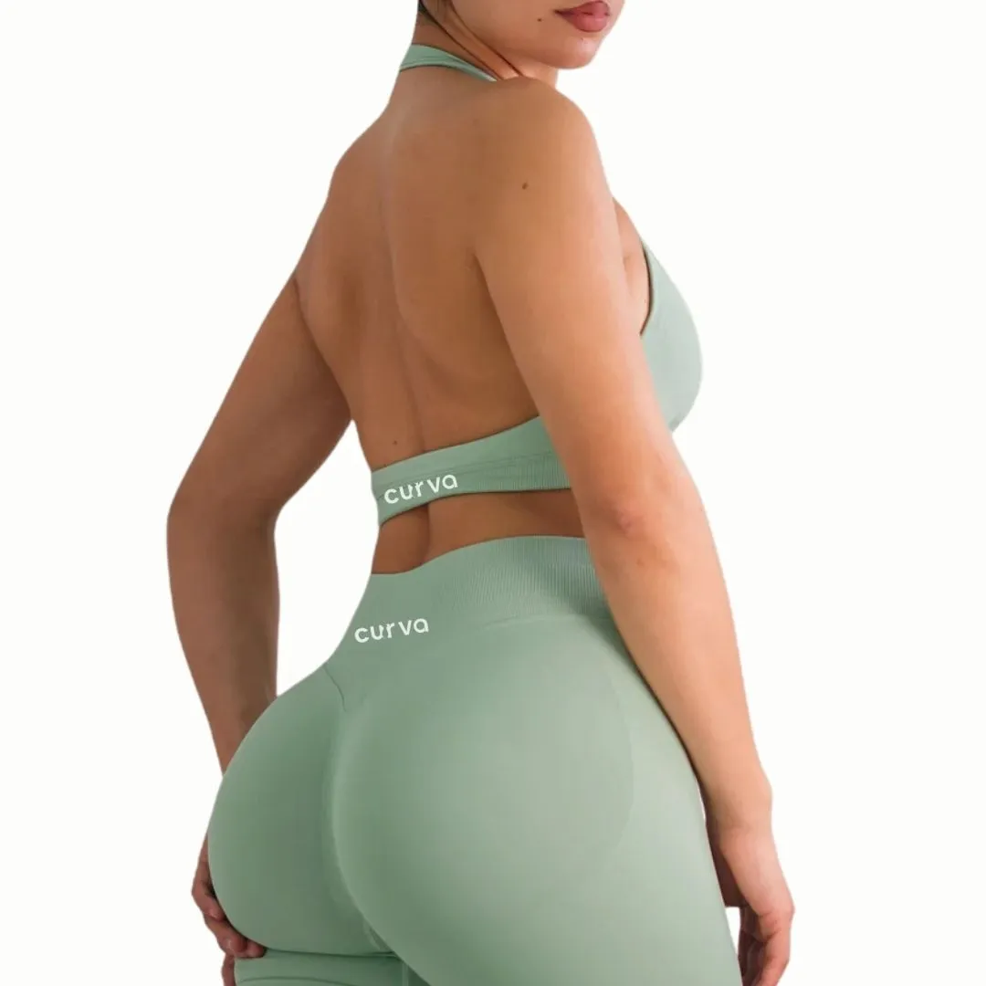Sculpted Fit Seamless Halter Sports Bra
