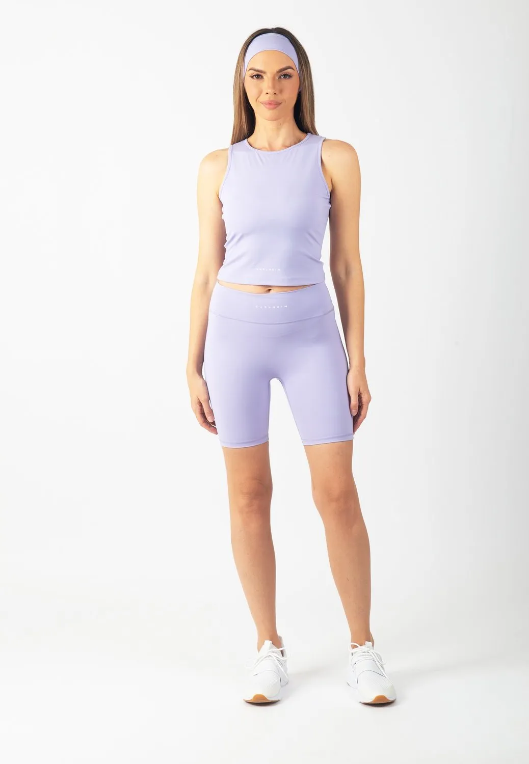 Serenita Active Shorts 8"