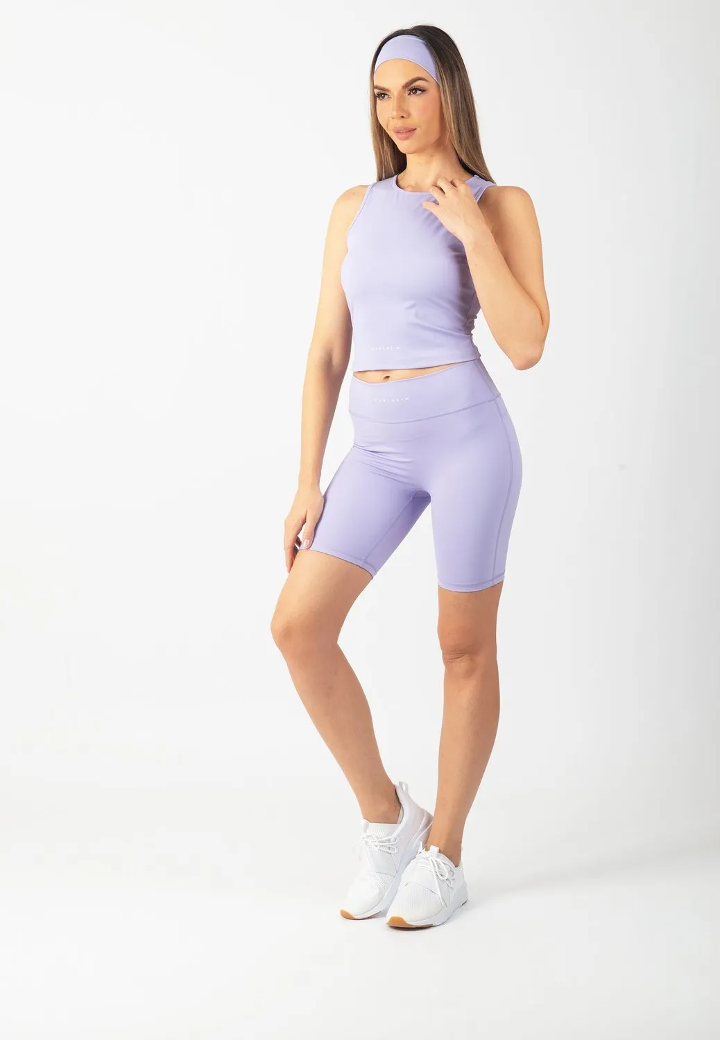Serenita Active Shorts 8"