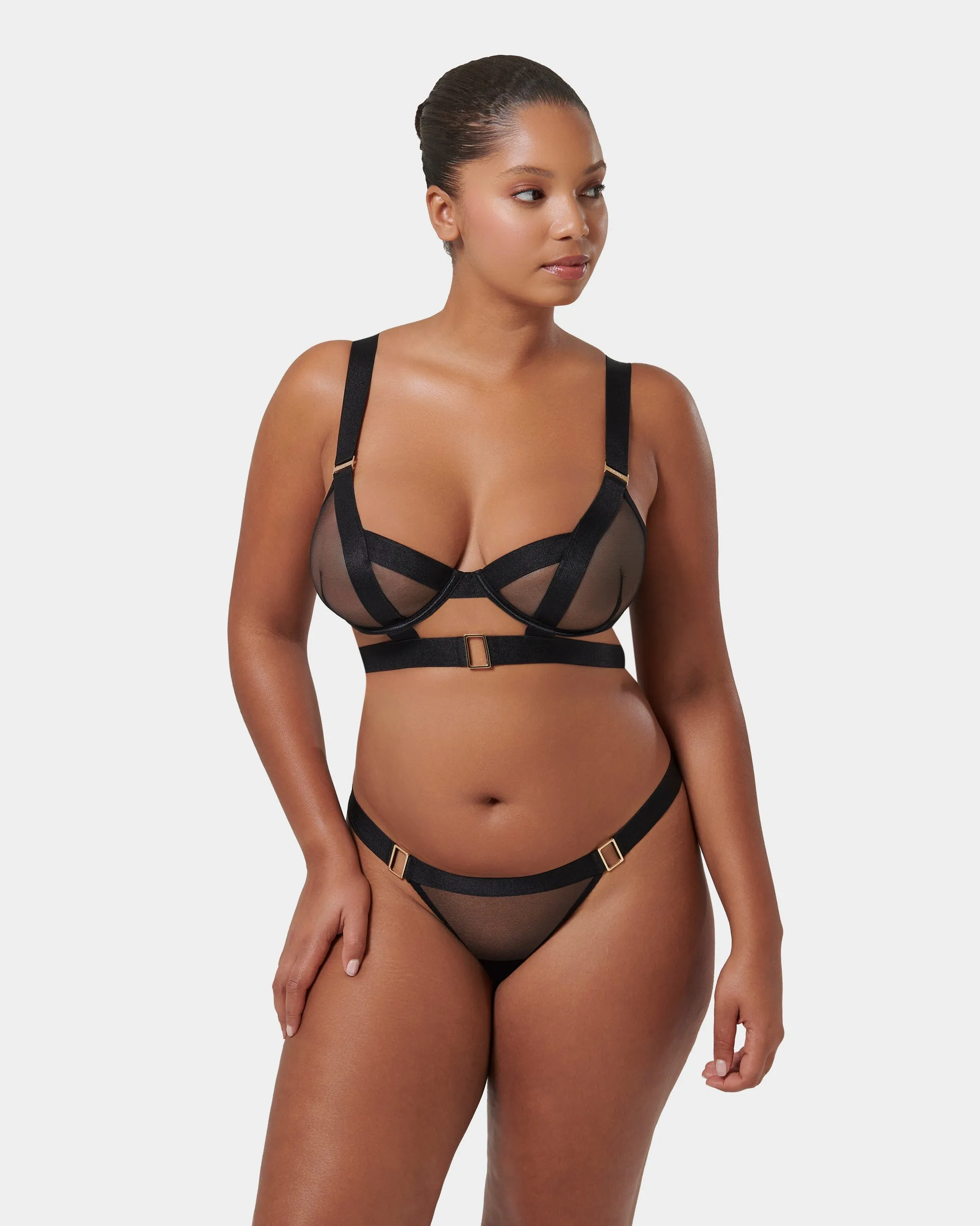 Set: Trinity Black
