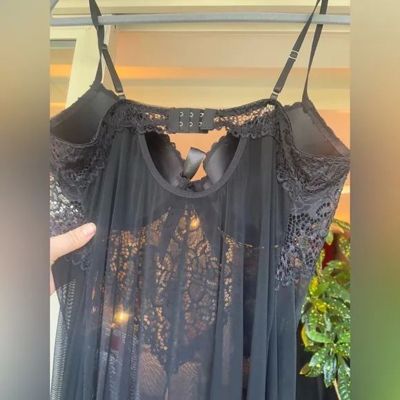 SEXY Gorgeous Lacy Sheer Black Long Lingerie Intimate Exposed by Magic Silk L