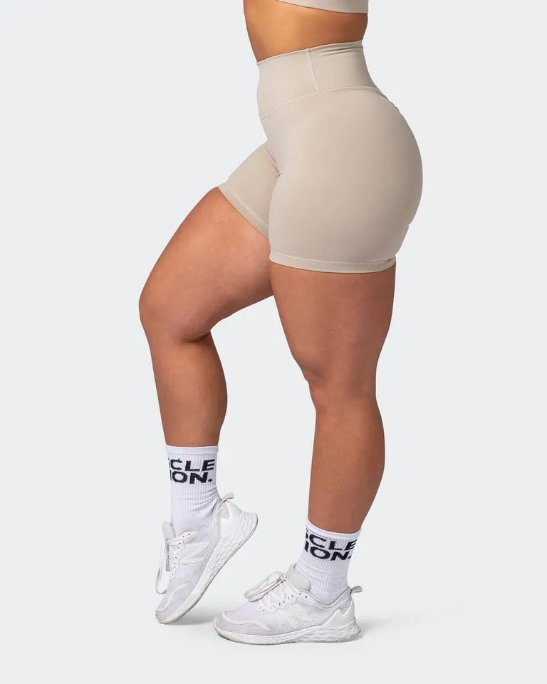 Signature Scrunch Bike Shorts Bone
