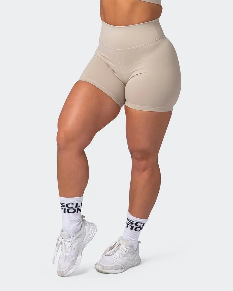 Signature Scrunch Bike Shorts Bone