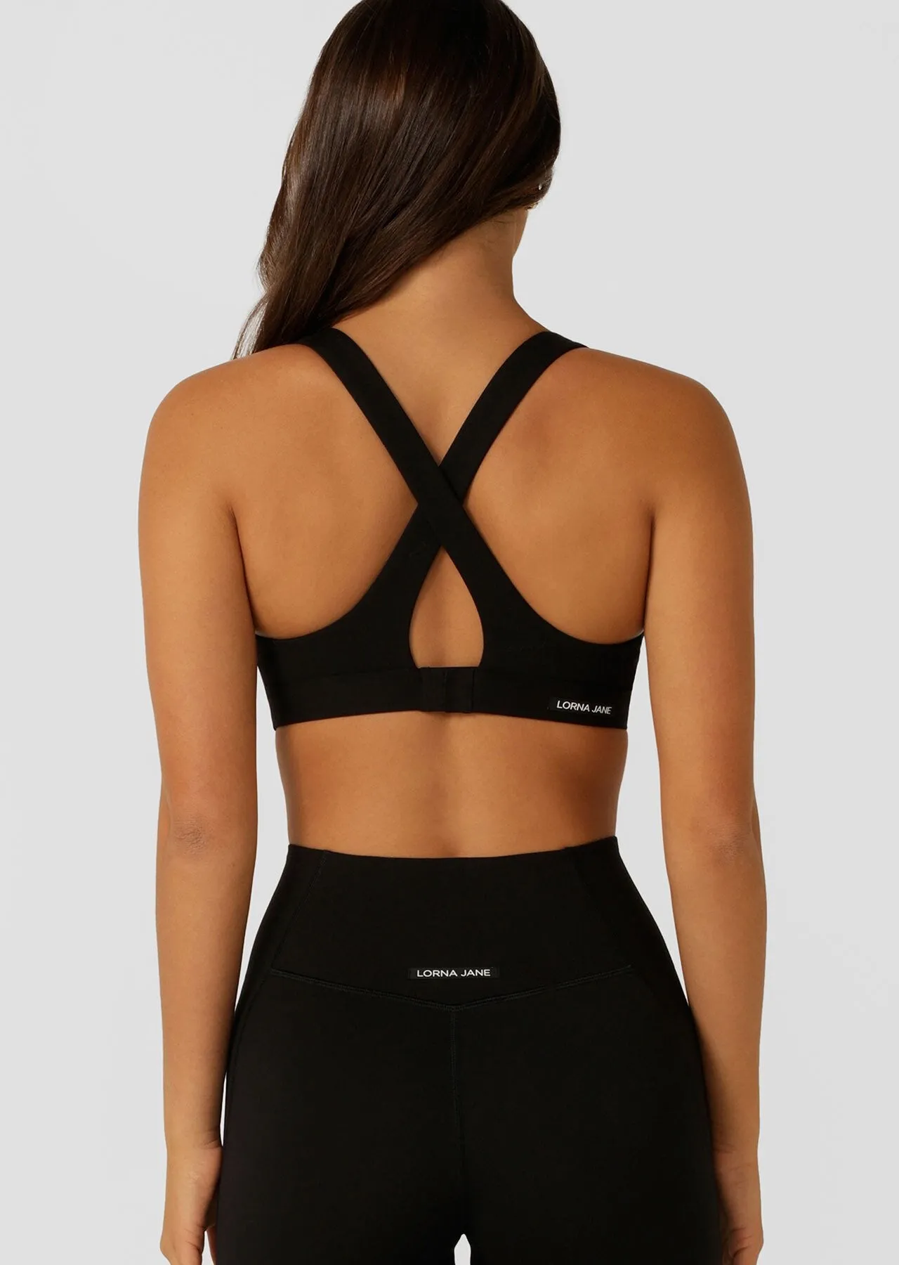 Soft Sculpt Sports Bra | Black