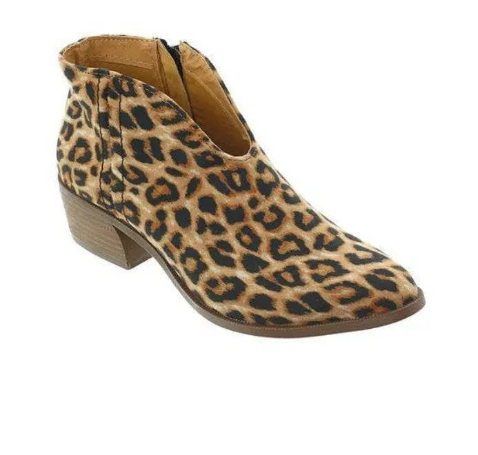 Supportive stylish orthopedic Boots