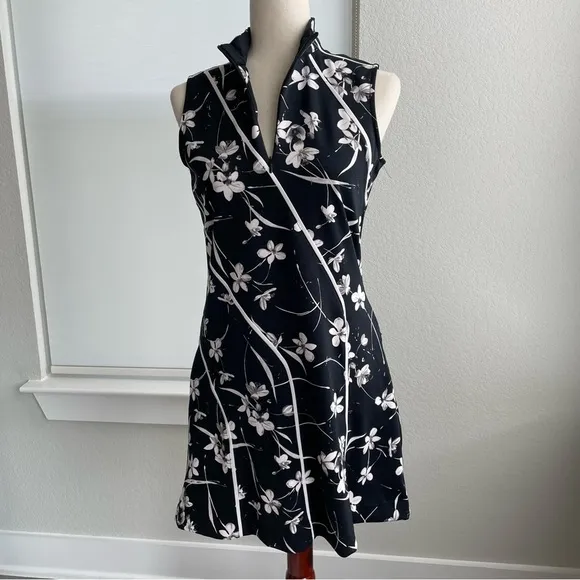 Tail Activewear Mika Golf Dress Black and White Small