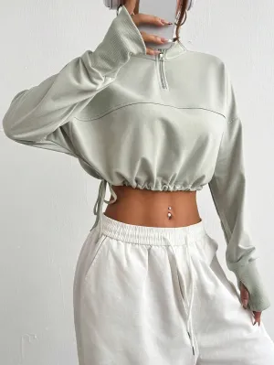 Trendy Cropped Hoodie – Stylish & Comfortable Long-Sleeve Sweatshirt