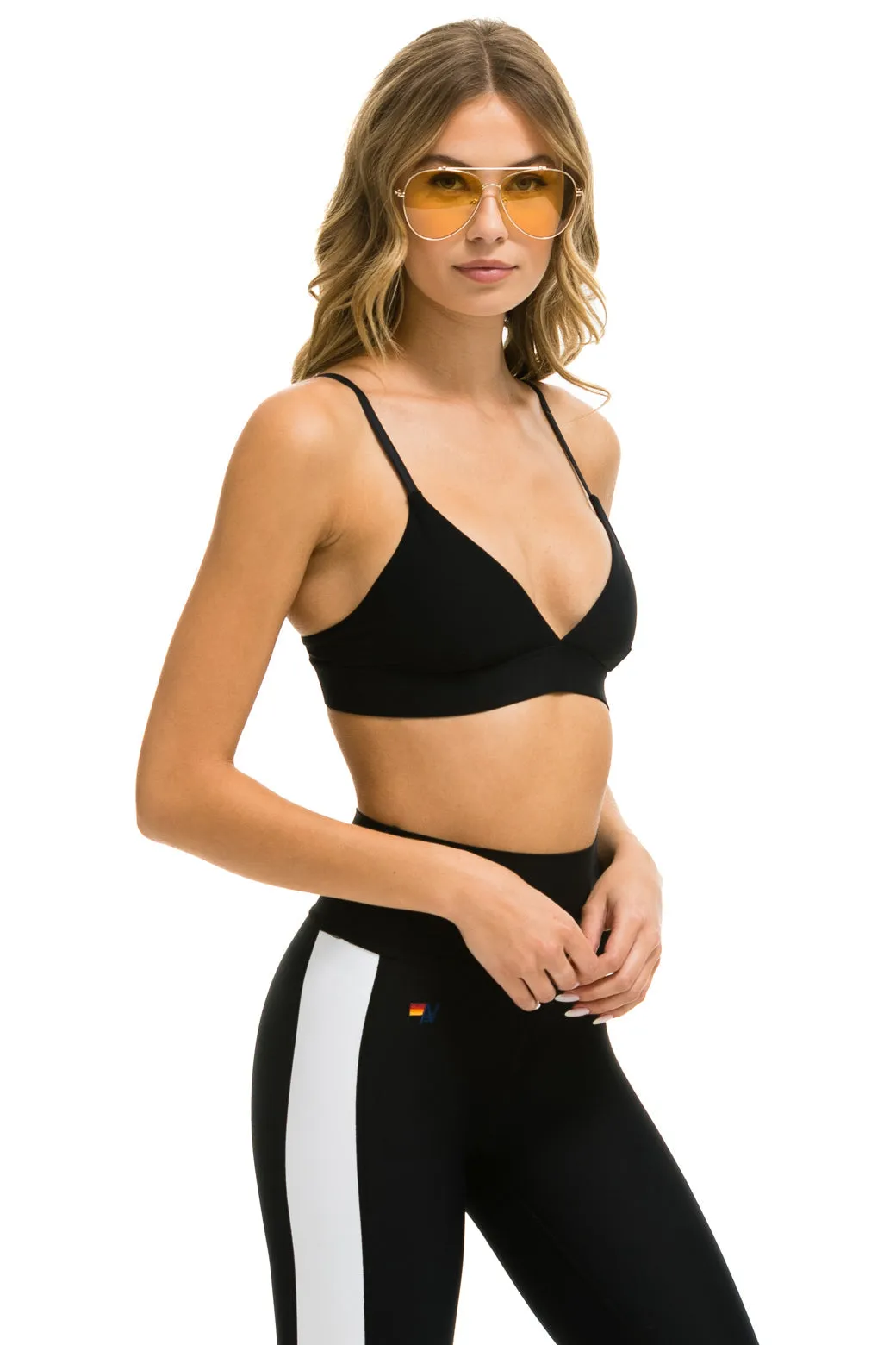 TRIANGLE ADJUSTABLE WOMENS SPORTS BRA - BLACK