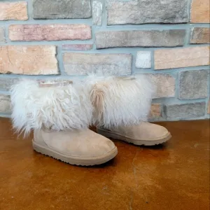Ugg mongolian fur trimmed girls ugg boots size 3 guc ugg lida sheepskin boots