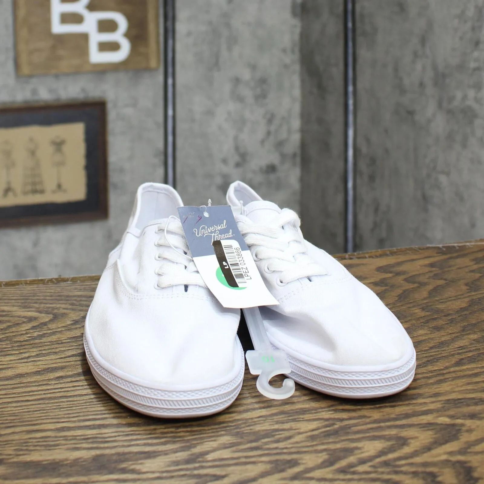 Universal Thread Women's Lunea Lace-Up Sneakers 76726877 White 10M