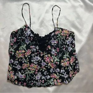 Victoria's Secret gold label 100% silk Cami
