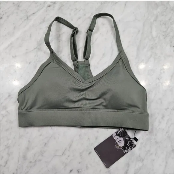 VIICAYA Vii Sports Bra NWT