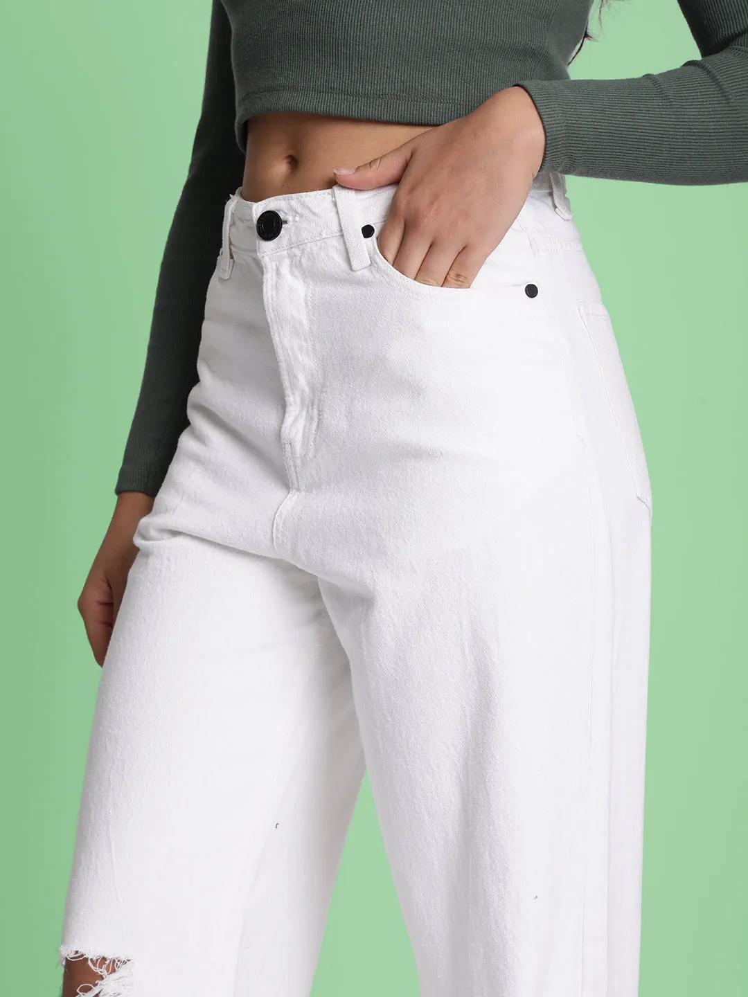 Women White Knee-Slash Relax Fit Jeans