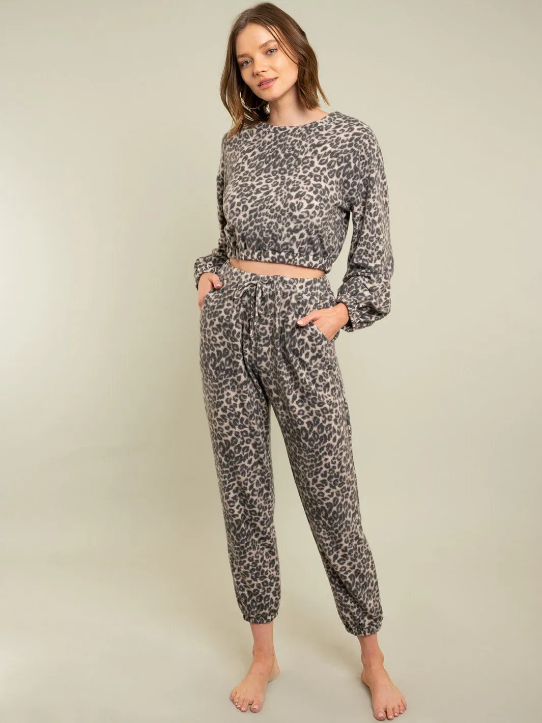 WOMEN'S 2 PC. CHEETAH PRINT