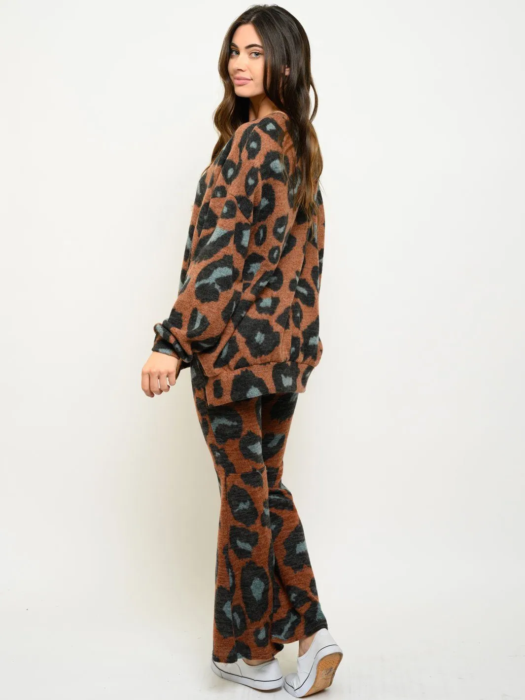 WOMEN'S 2PC. ANIMAL PRINT SET